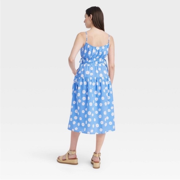 Blue Floral Sundress - Picture 4 of 5